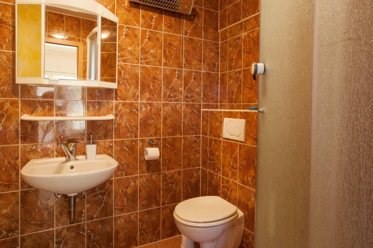 Guest House Celan Spodnja Hajdina ภายนอก รูปภาพ